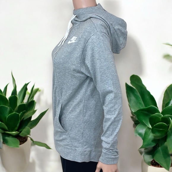 Nike Women’s Gym CLC Funnel Hoodie in Birch Grey with Seamed Pockets - Picture 13 of 16